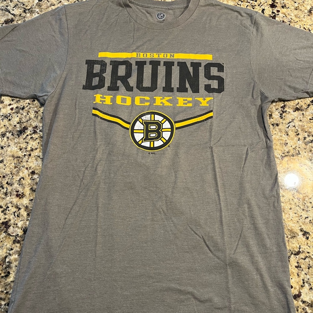 Mean medium Boston Bruins tee shirt